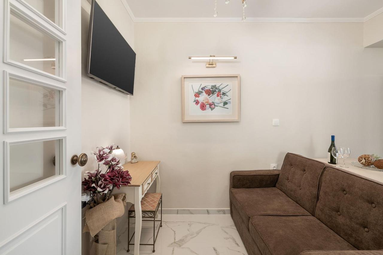 Elvira Apartment *