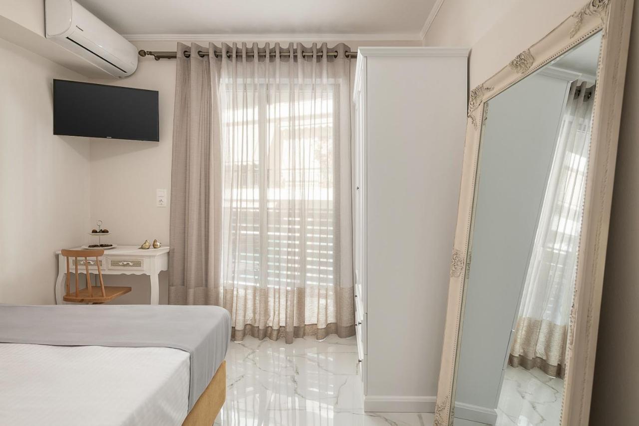 Elvira Apartment